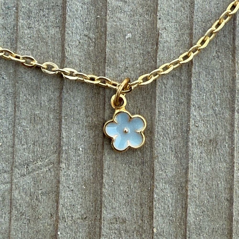 Bundle 3 for 50% off 1970s Gold Tone Anklet with Tiny Enameled Flower Charm